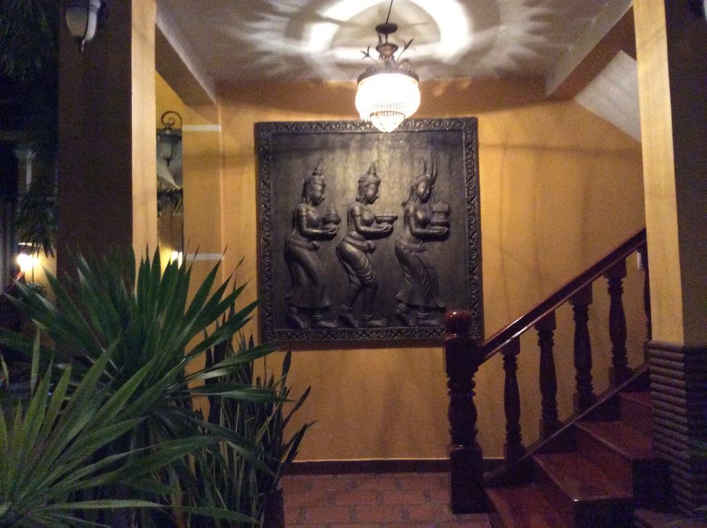 马德望 朗诚旅馆酒店 外观 照片